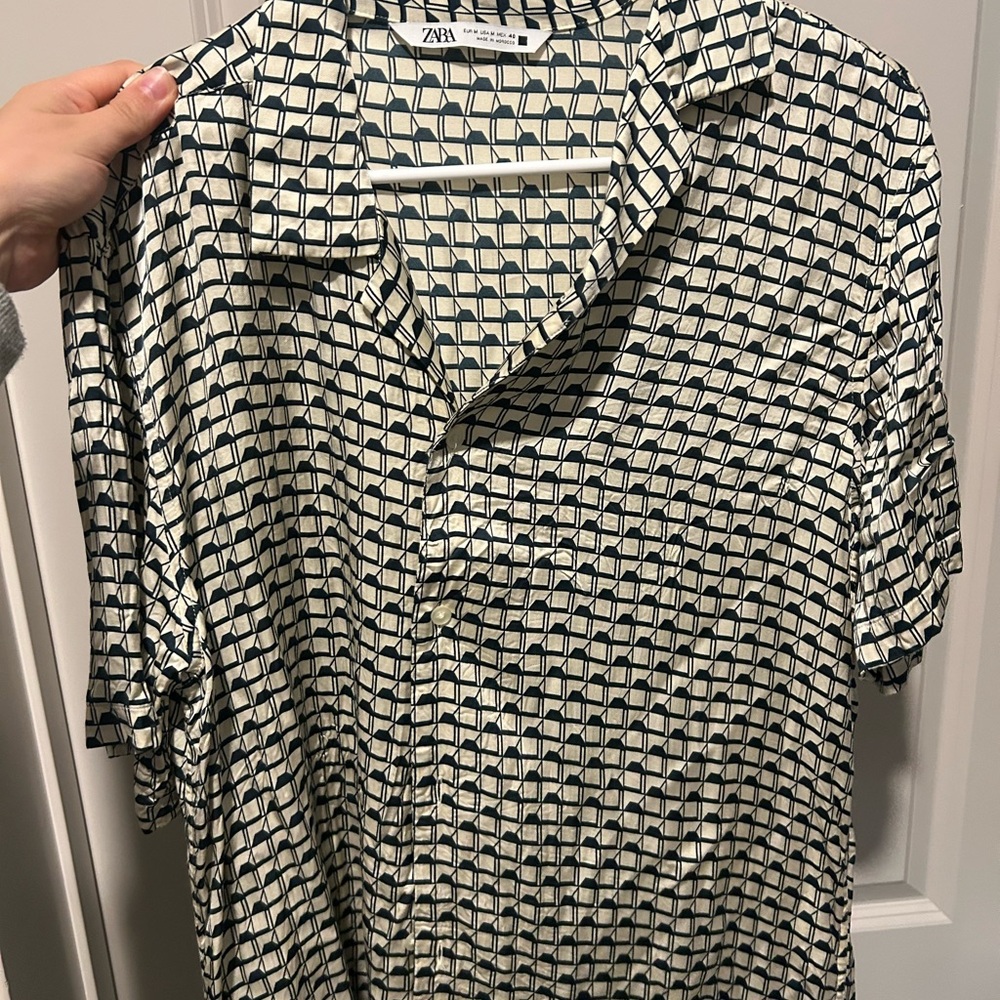 Zara Men's Black and White Patterned Shirt